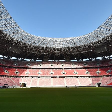 UEFA, Leipzig-Liverpool maçı sahasında değişiklik